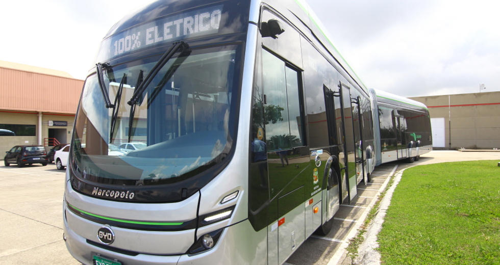 cv__6363_claudio_vieira.jpg