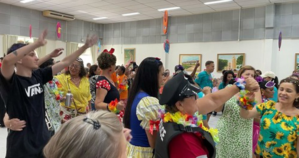 Concurso de fantasias de Carnaval na Casa do Idoso Centro