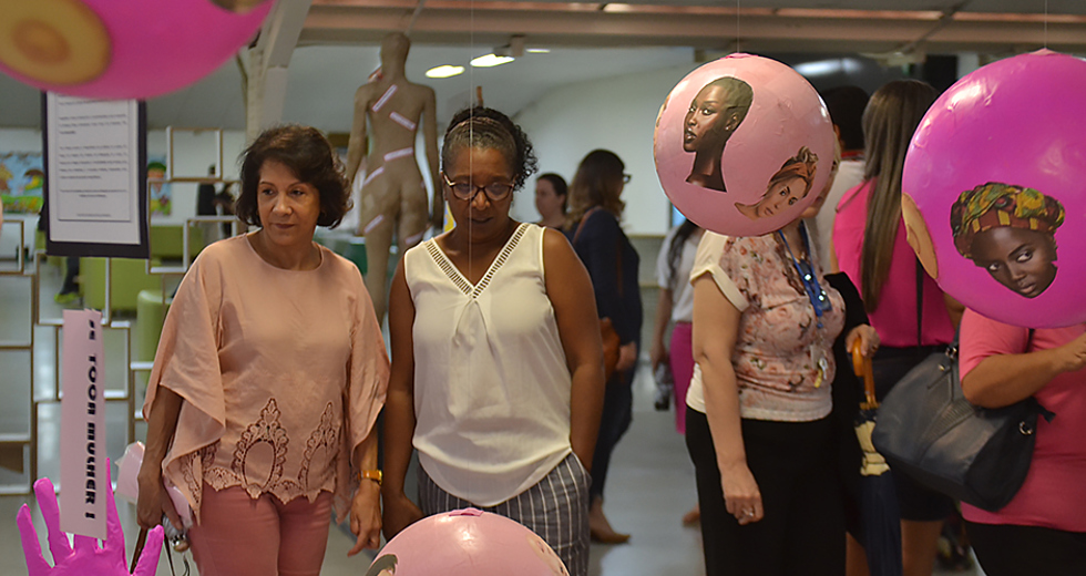 palestra-e-exposicao-prevencao-ao-cancer-de-mama-cefe-24-10-2019-lucas-cabral-56.jpg