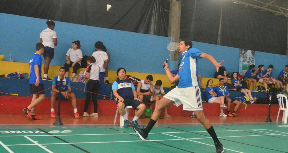 badminton-2.jpg