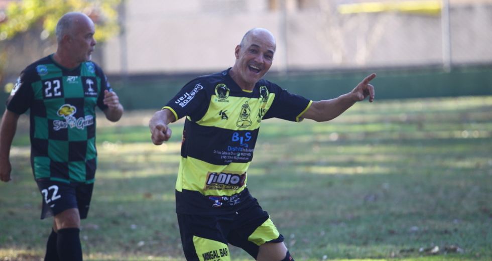 cv__1900_claudio_vieira.jpg