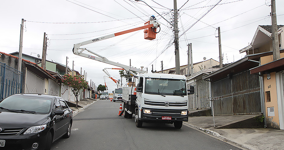 instalacao-leds-bosque-dos-ipes-11-11-2019-lucas-cabral-02.jpg