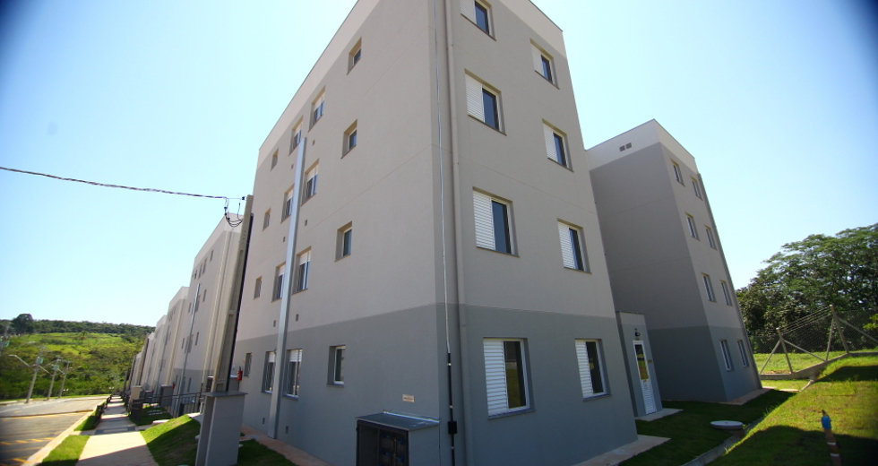 cv__8867_claudio_vieira.jpg