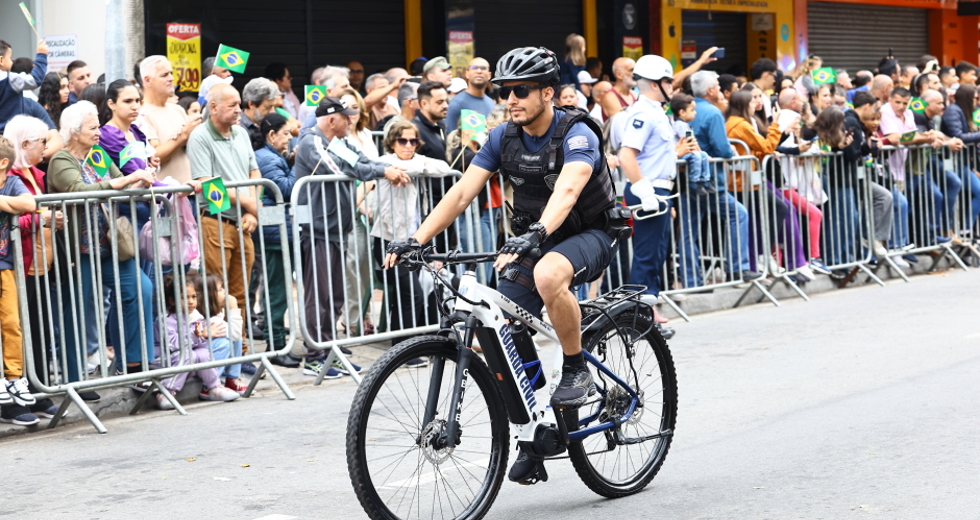 7 de Setembro Dia da Independência - Desfile cívico-militar na Rua 15 de Novembro. Foto: Claudio Vieira/PMSJC 07-09-2025