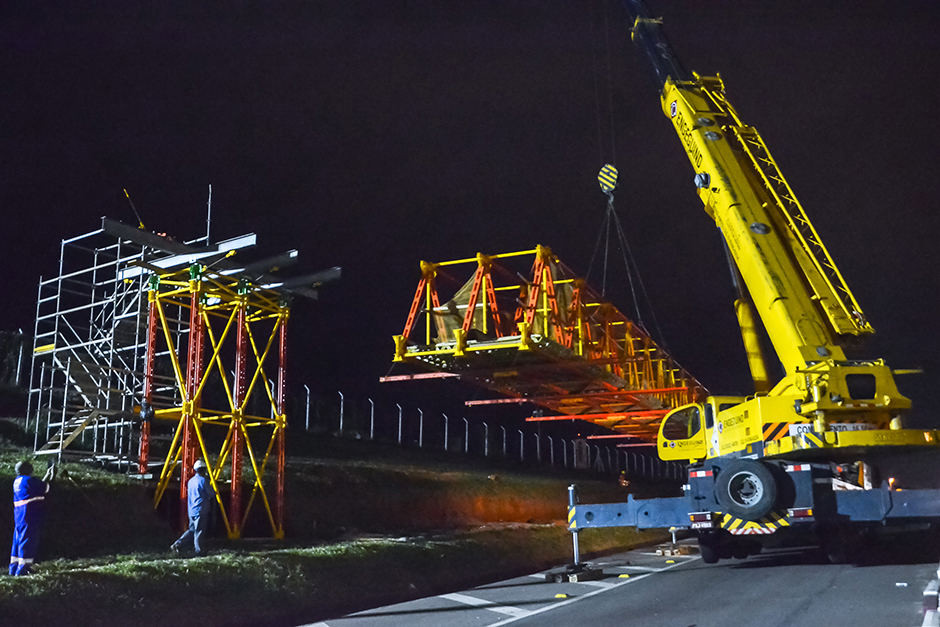 remocao-passarela-de-obras-via-cabui-01-04-2019-lucas-cabral-12.jpg