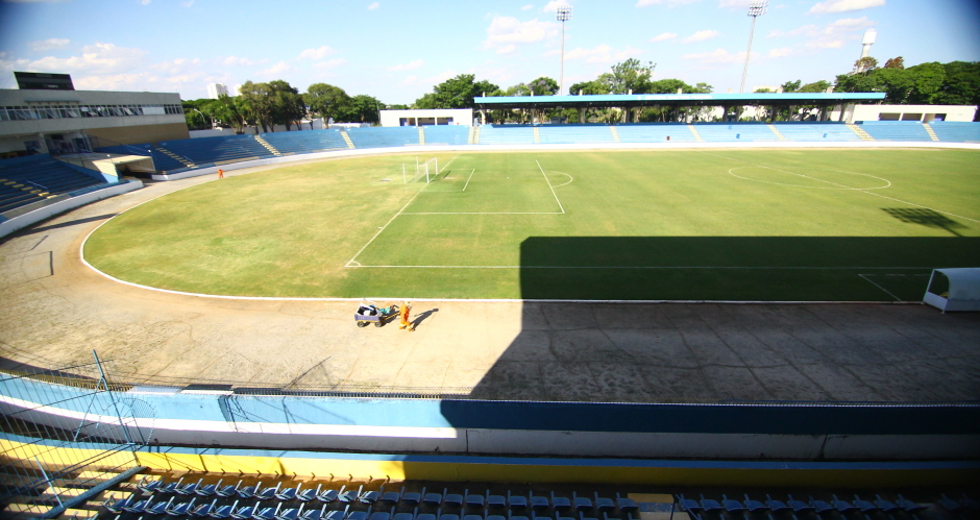 cv__3159_claudio_vieira.jpg