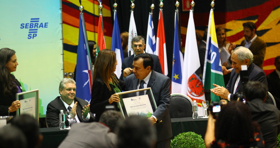 cv__2074-claudio_vieira.jpg