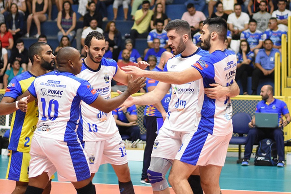 Foto: Divulgação ar-volei-tte-3-x-1-sj-11-setjpg-8.jpg