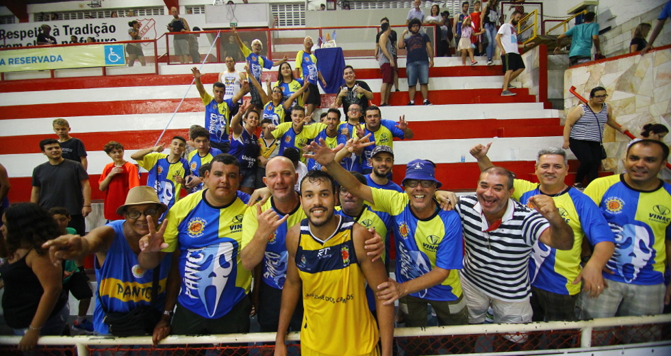 liga_ouro_basquete_83-claudio_vieira.jpg