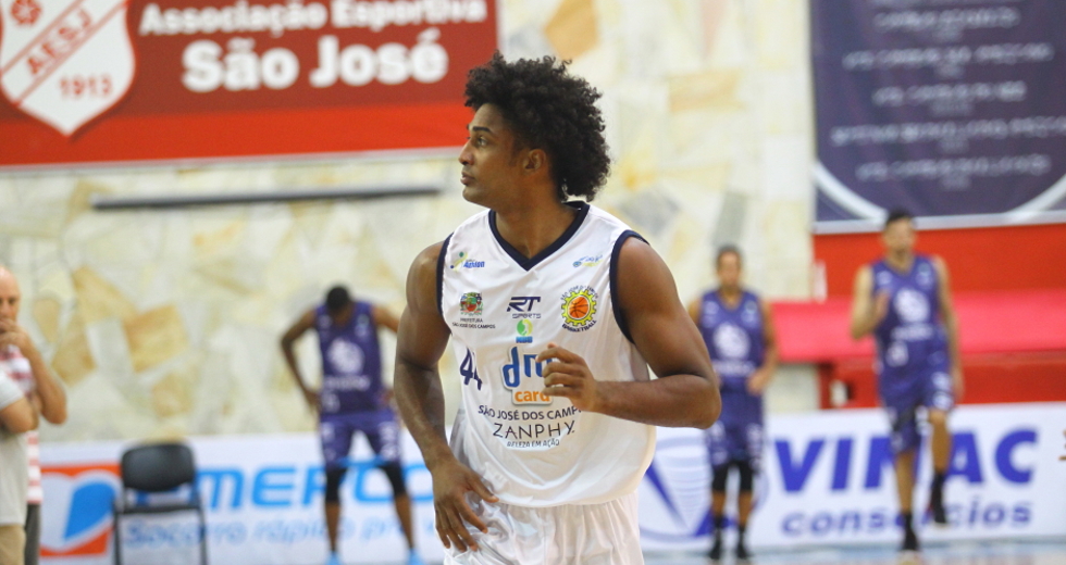 cv__4145-claudio_vieira.jpg