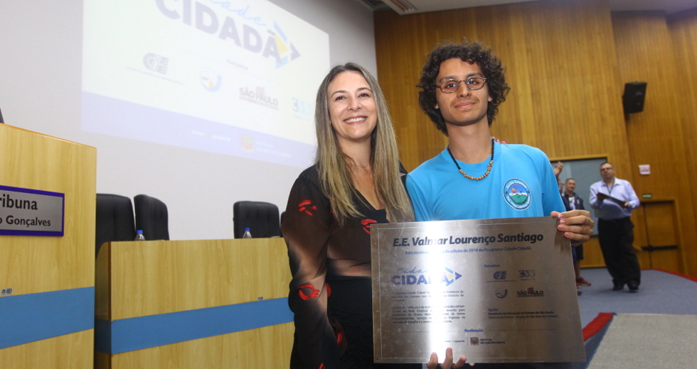 cv__7845_claudio_vieira.jpg