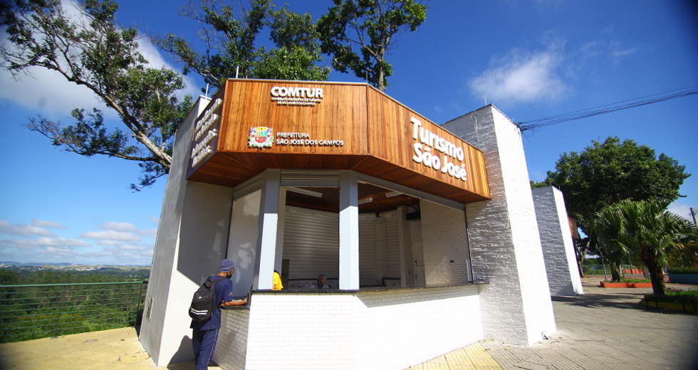cv__7233_claudio_vieira.jpg