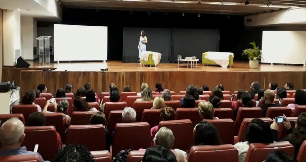 palestra-outubro-rosa-4.jpg
