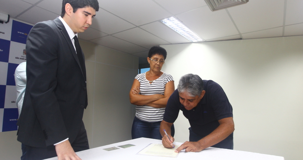 cv__7928_claudio_vieira.jpg