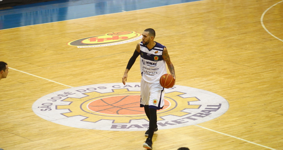 cv__3198-claudio_vieira.jpg