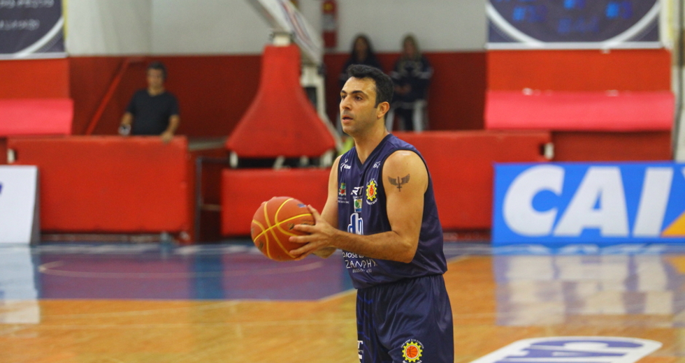 cv__1312-claudio_vieira.jpg
