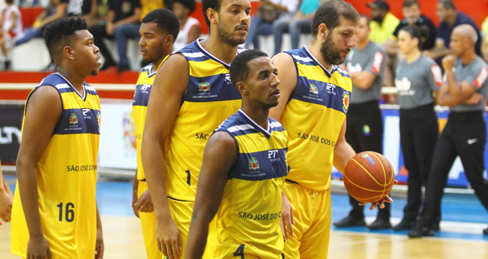 liga_ouro_basquete-05-claudio_vieira.jpg