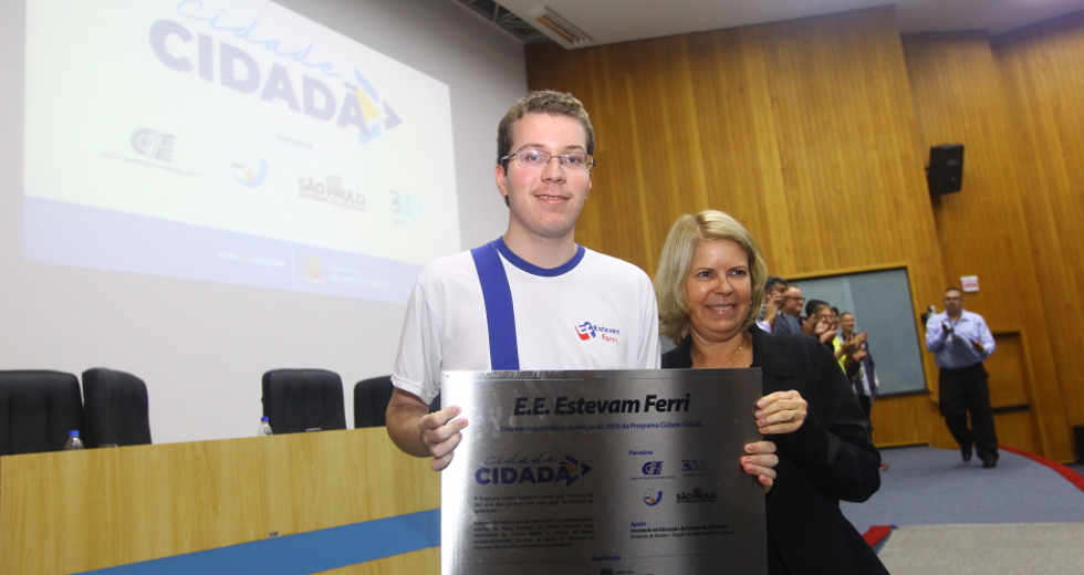 cv__7817_claudio_vieira.jpg