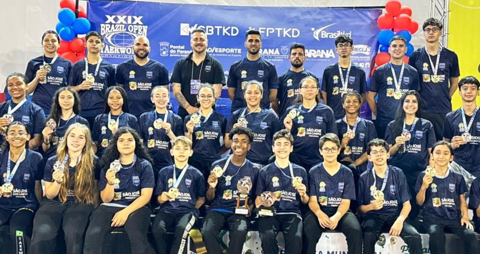 Delegação da Liga Vale Taekwondo brilhou em competição nacional realizada no Paraná