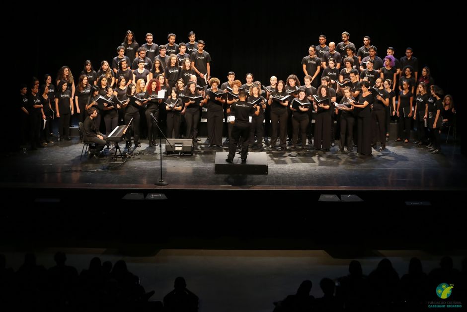 musicasacra-coro-jovem-1.jpg
