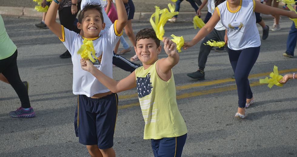 gincana-escolar-maio-amarelo-emef-lucia-pereira-16-05-2019-lucas-cabral-17.jpg