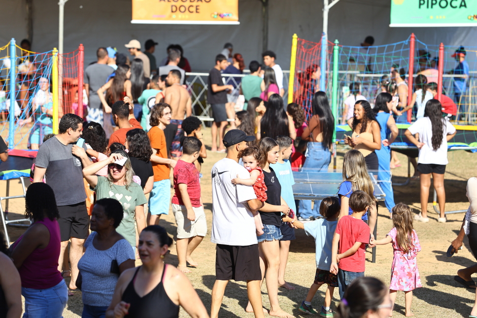 Foto: Claudio Vieira/PMSJC Conexão Juventude no Poliesportivo no Poliesportivo Altos de Santana. Foto: Claudio Vieira/PMSJC 14-09-2025