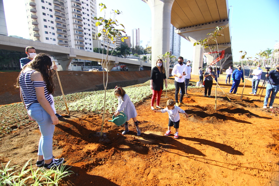 cv__0476_claudio_vieira.jpg