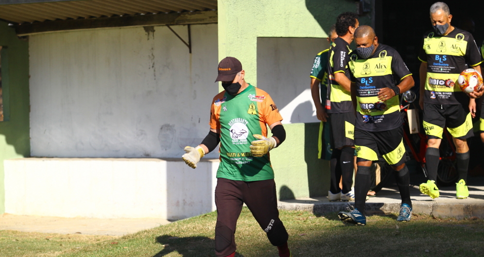 cv__1808_claudio_vieira.jpg