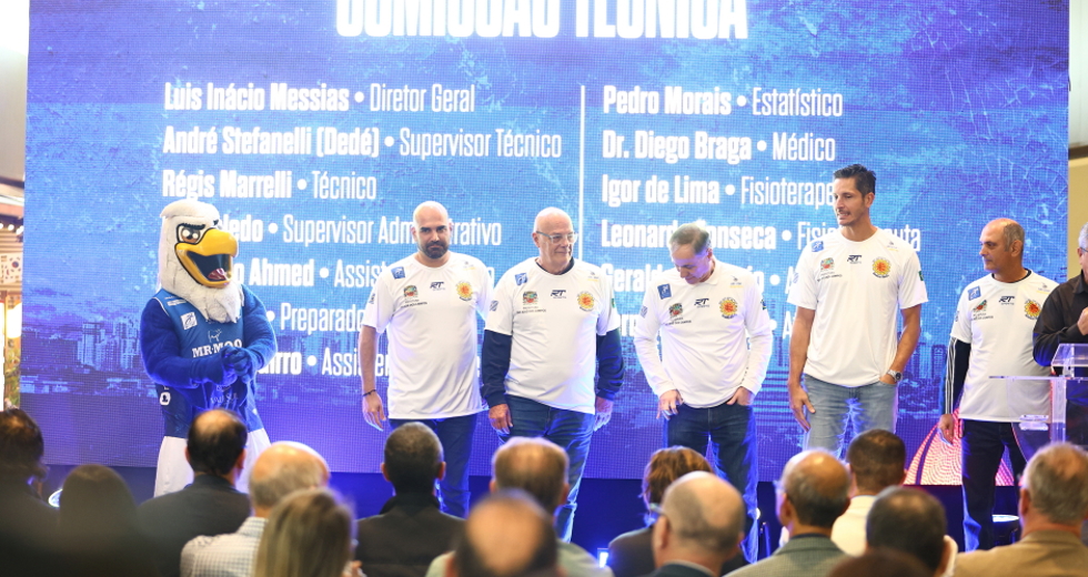Apresentação do time de basquete masculino. Foto: Claudio Vieira/PMSJC 22-07-2025
