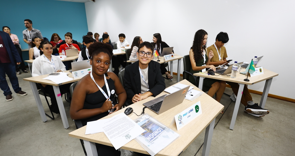 Debates globais e novas perspectivas marcam a abertura da SIEF 2025 