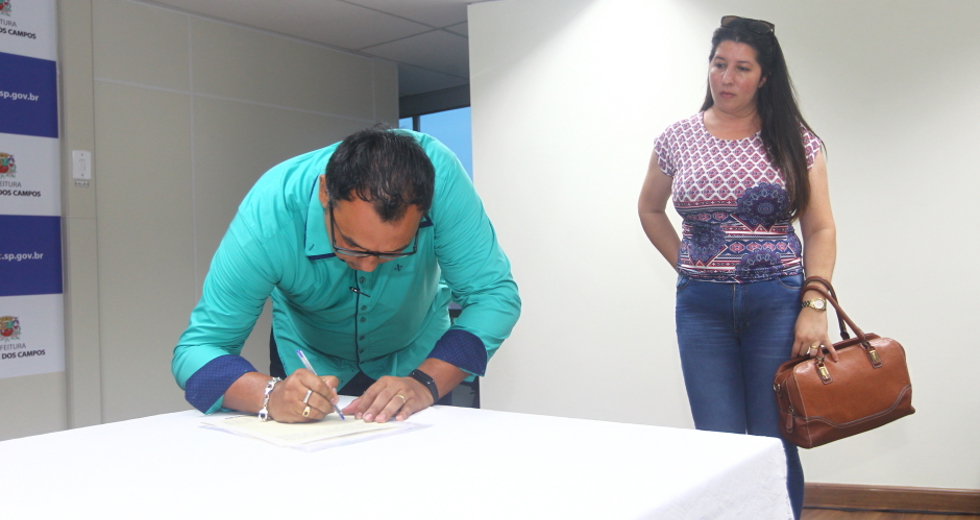 cv__8020_claudio_vieira.jpg