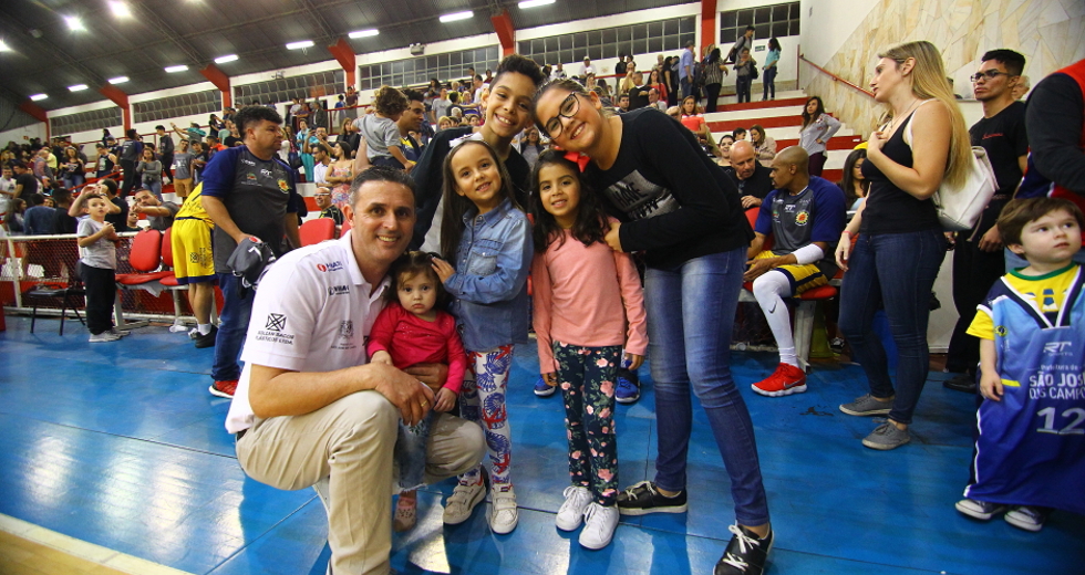 cv__1619-claudio_vieira.jpg