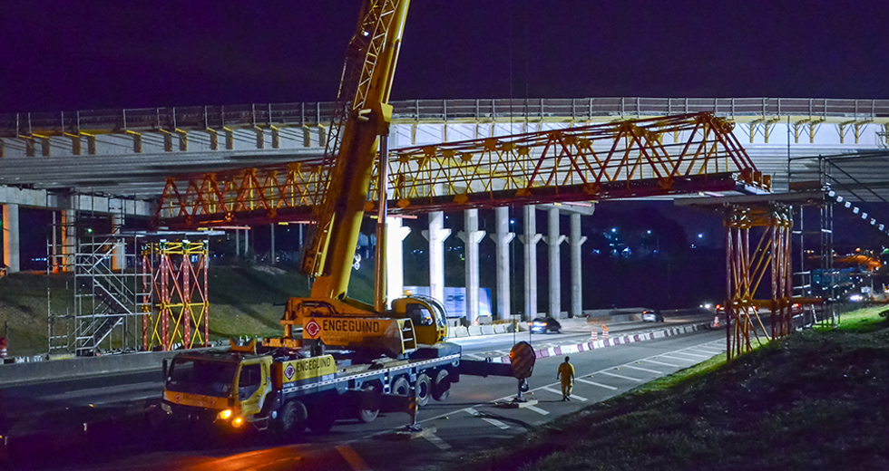 remocao-passarela-de-obras-via-cabui-01-04-2019-lucas-cabral-02.jpg