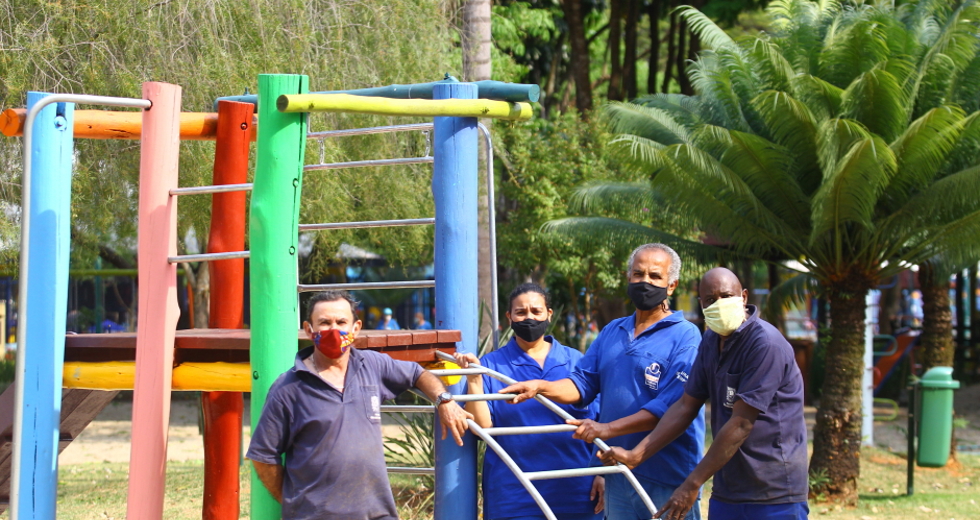 cv__9897_claudio_vieira.jpg