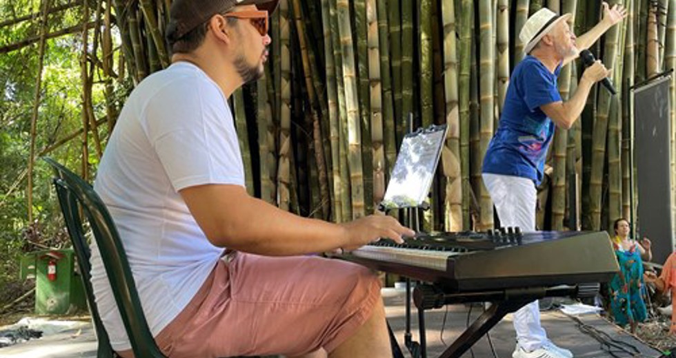 Grito de Carnaval dos frequentadores das Casas do Idoso no Parque Vicentina Aranha