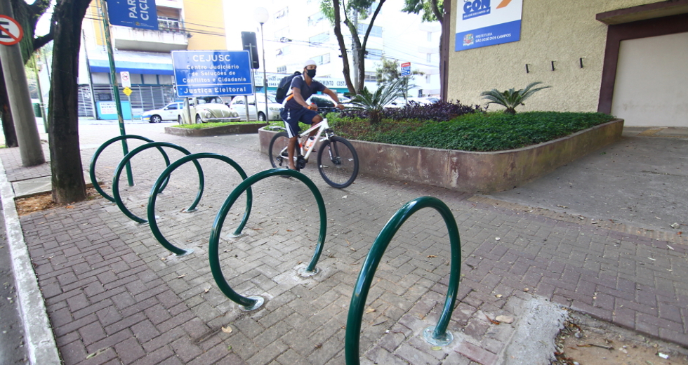 cv__6434_claudio_vieira.jpg