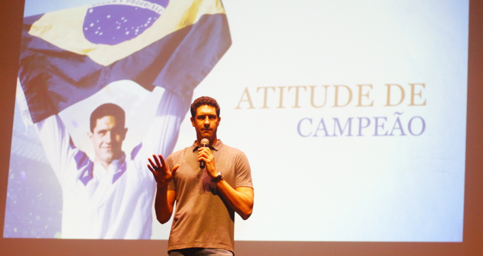 cv__7084_claudio_vieira.jpg