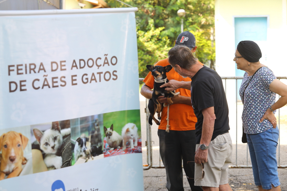 Feira de Adoção - Vacinação e microchipagem no CCZ. Foto: Claudio Vieira/PMSJC 25-01-2025 