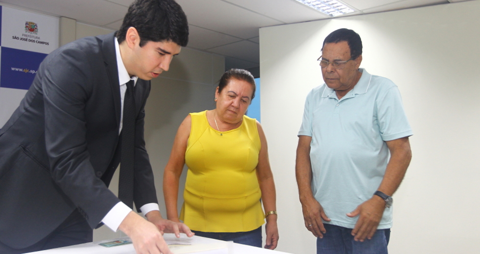 cv__8006_claudio_vieira.jpg