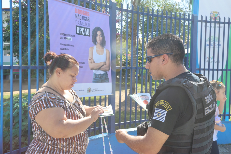 Ação Educativa de Combate as Drogas nas Escolas