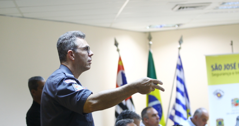 cv__0435-claudio_vieira.jpg