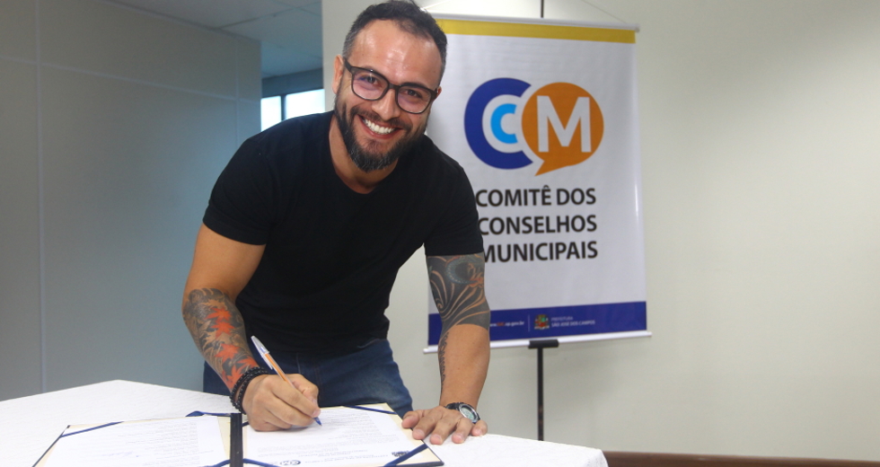 cv__4877_claudio_vieira.jpg