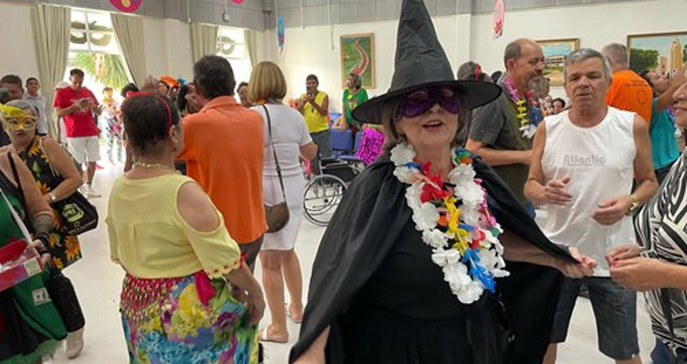 Concurso de fantasias de Carnaval na Casa do Idoso Centro