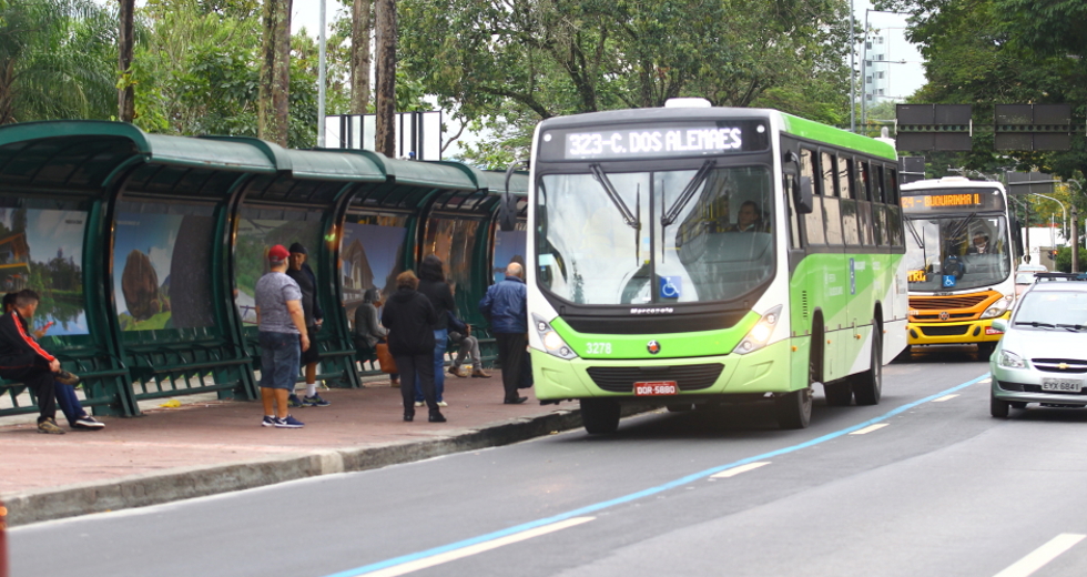 cv__0443_claudio_vieira.jpg