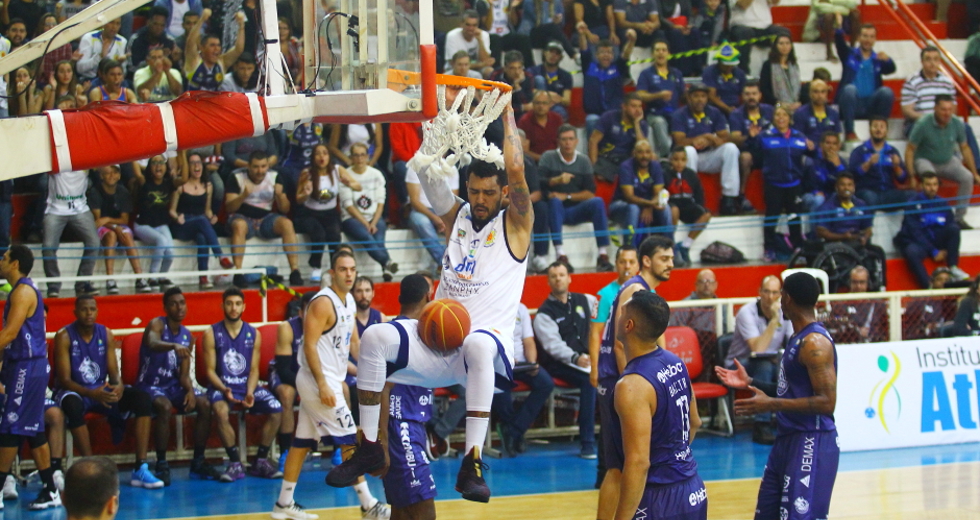 cv__4406-claudio_vieira.jpg