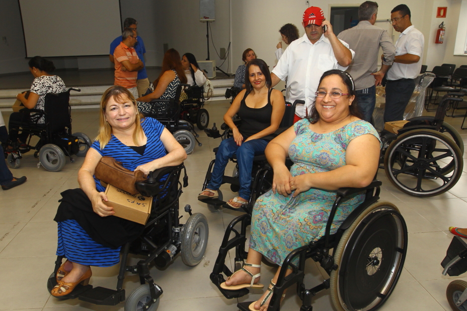 Foto: Claudio Vieira/PMSJC entrega_cadeiras_rodas_zona_sul-107-claudio_vieira.jpg