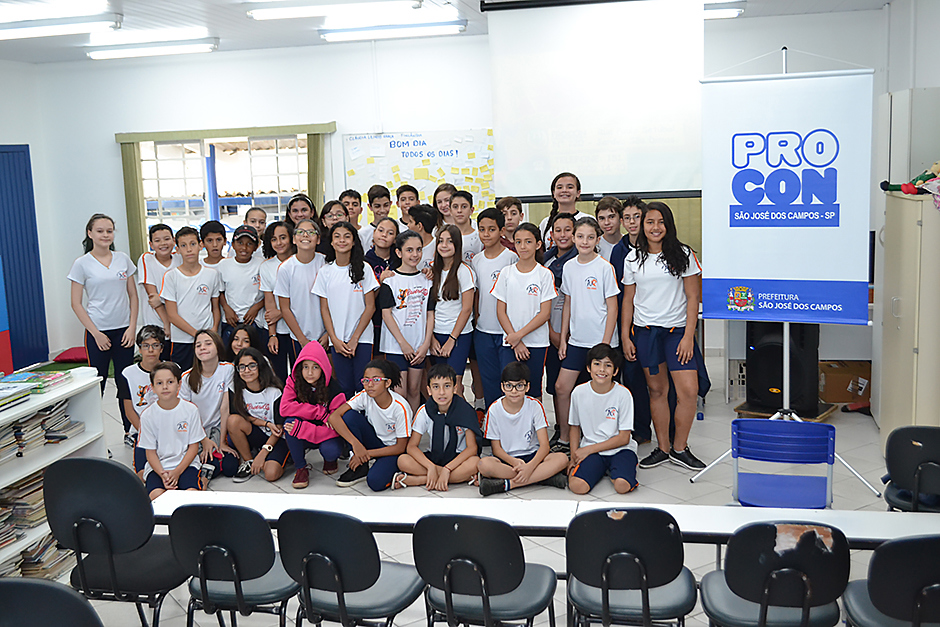 projeto-procon-nas-escolas-emef-waldemar-ramos-15-10-2019-lucas-cabral-04.jpg