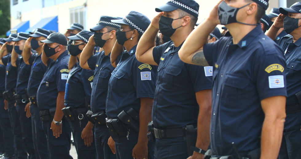 cv__6129_claudio_vieira.jpg