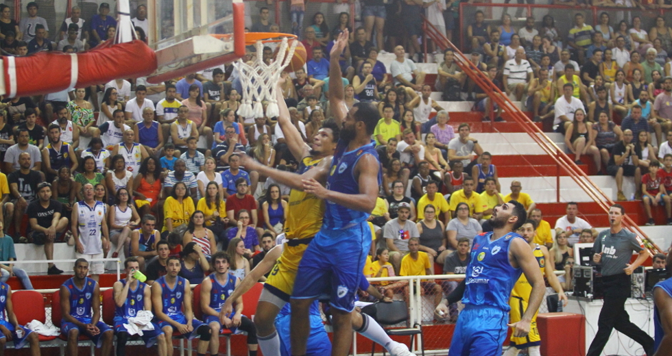 liga_ouro_basquete-37-claudio_vieira.jpg