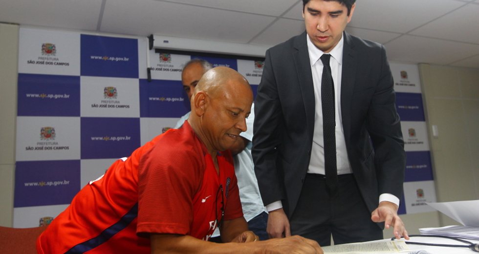 cv__7901_claudio_vieira.jpg
